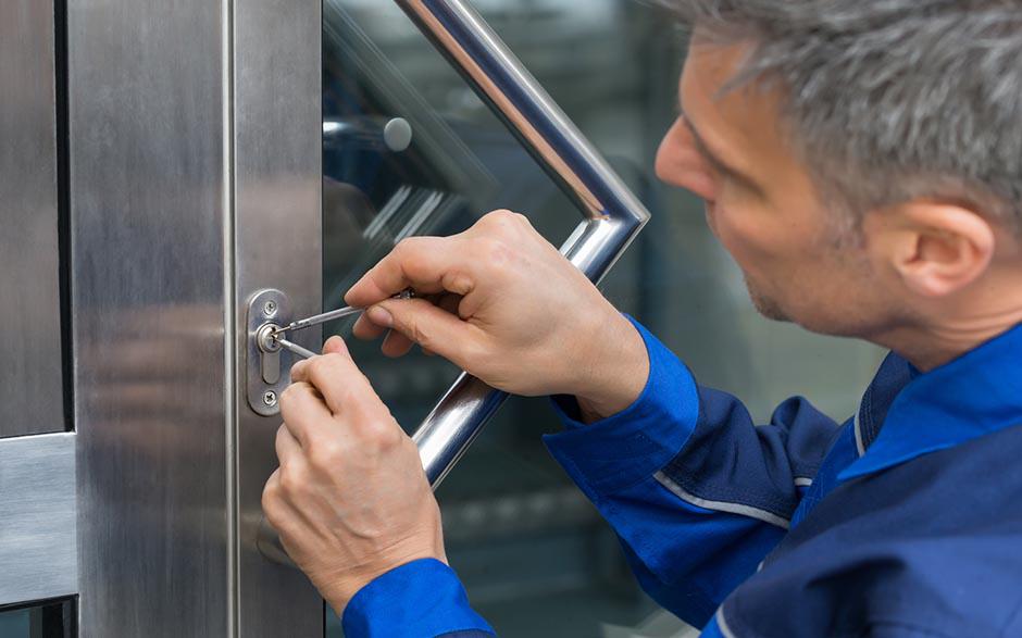 dépannage serrurier tarif Versailles